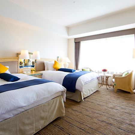 Ana Holiday Inn Resort Miyazaki By Ihg Buitenkant foto