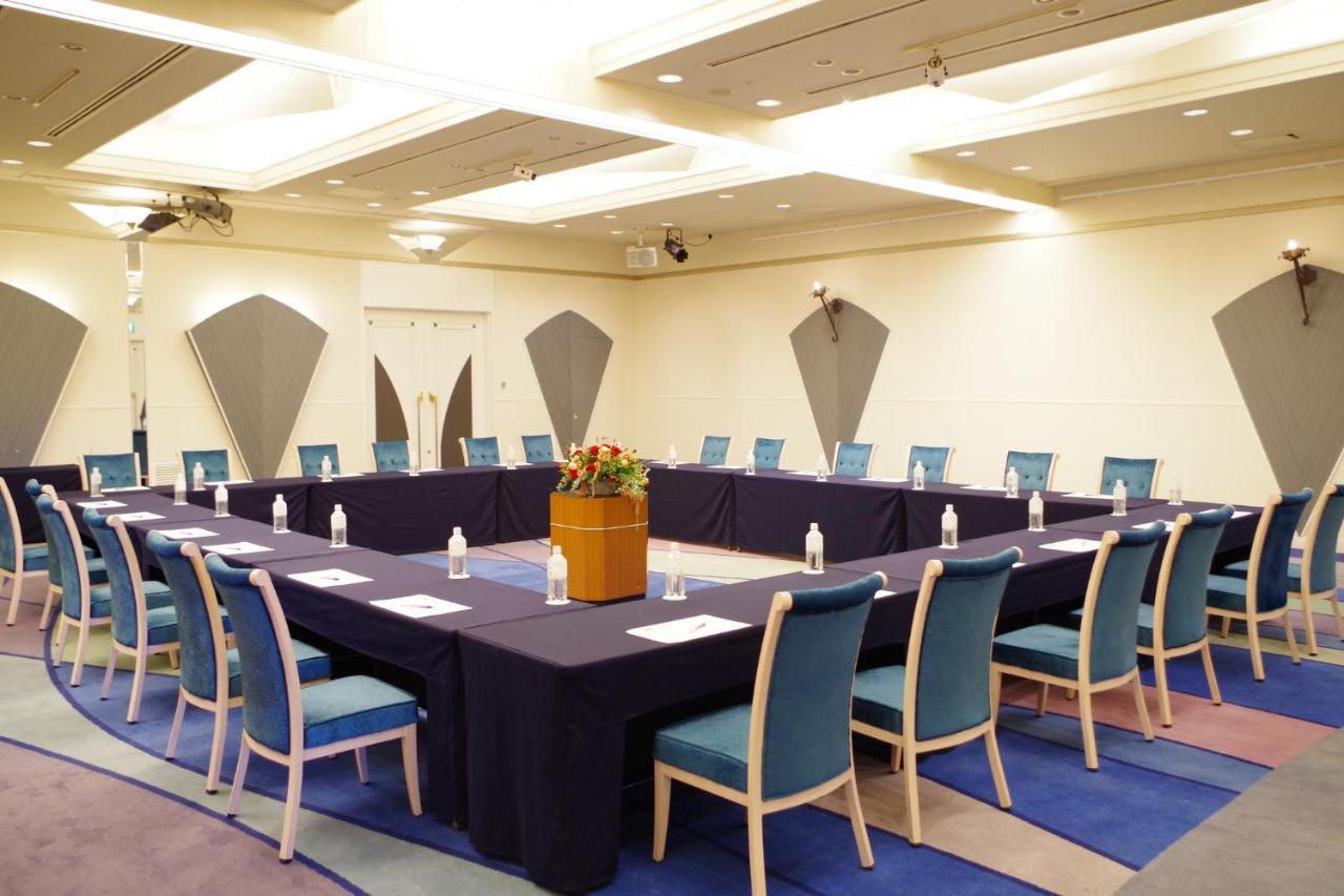 Ana Holiday Inn Resort Miyazaki By Ihg Buitenkant foto