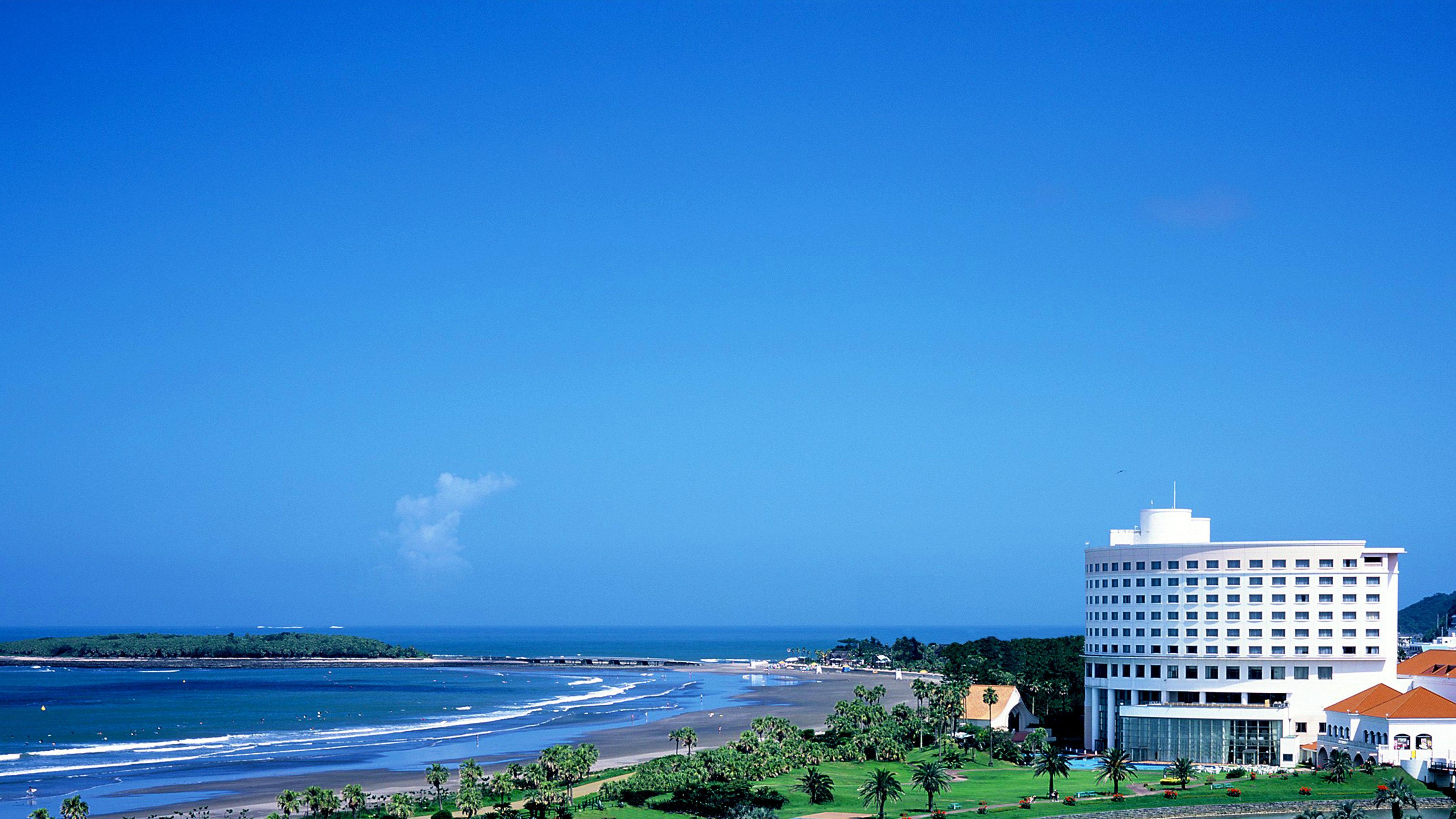 Ana Holiday Inn Resort Miyazaki By Ihg Buitenkant foto