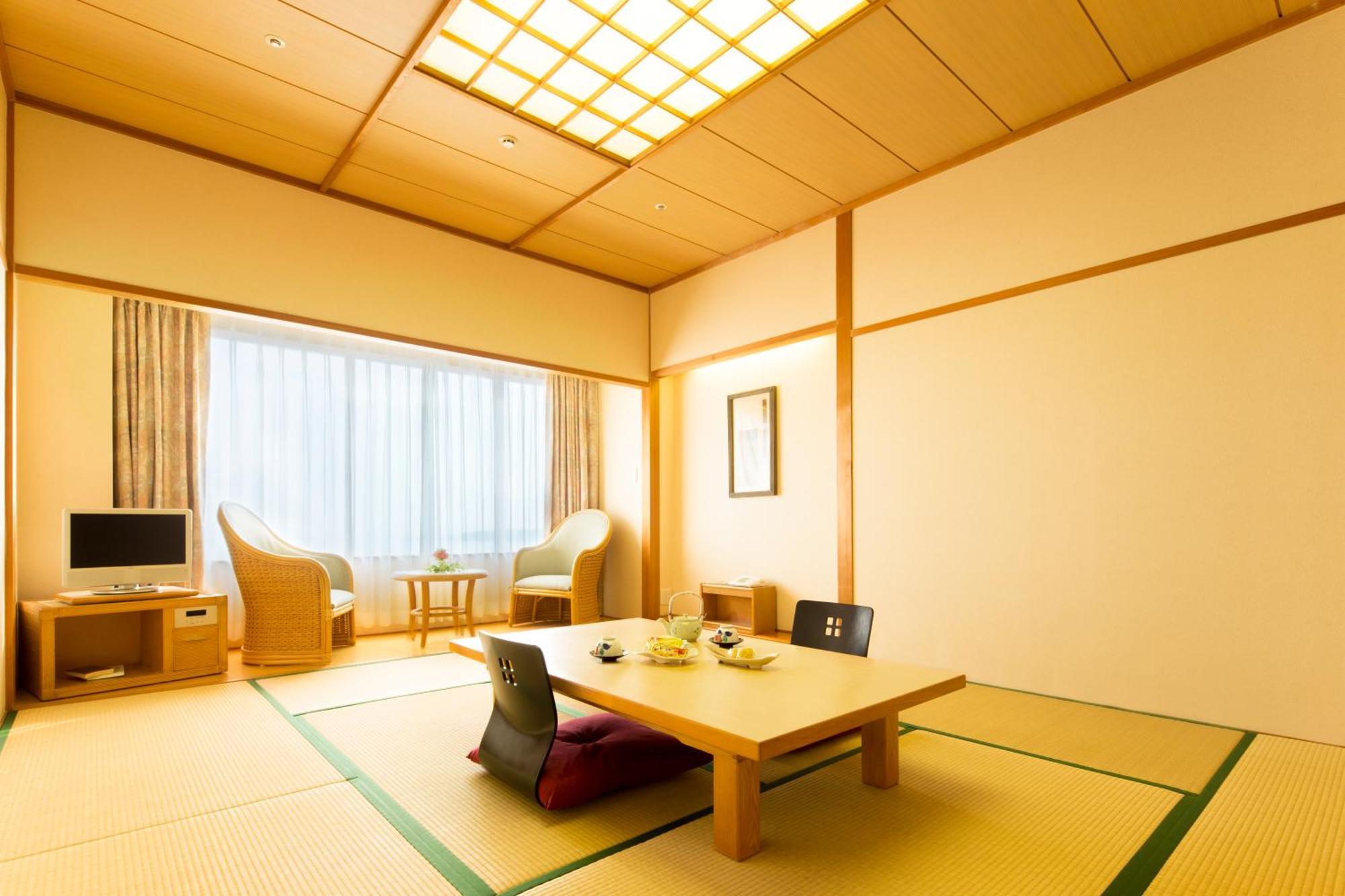 Ana Holiday Inn Resort Miyazaki By Ihg Buitenkant foto